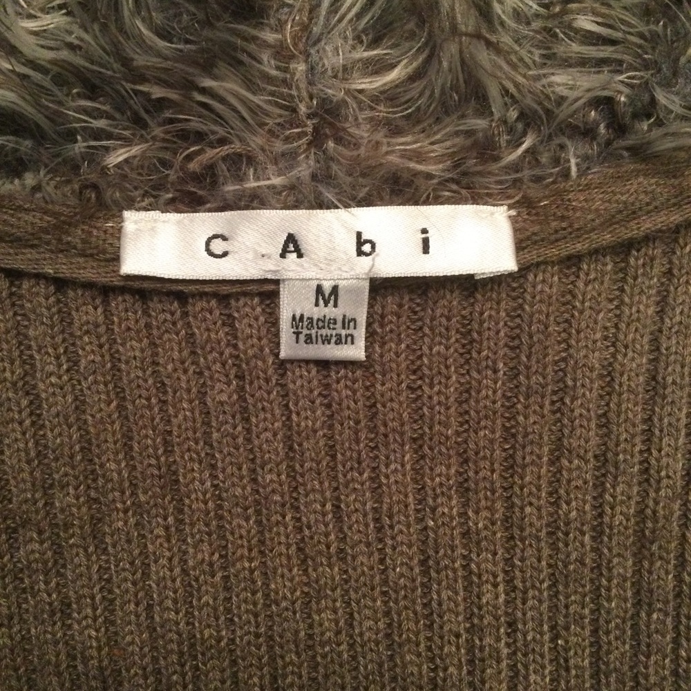 Cabi Faux Fur Brown Knit Sweater Vest Size Medium - Picture 5 of 9